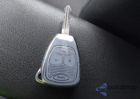 2015 Jeep Compass Sport z USA, uszkodzony, nr VIN 1C4NJCBA8FD170571